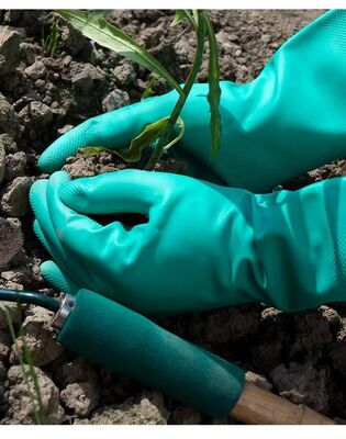 33 cm Lange groene nitrilhandschoen met niet-geflockde bekleding geschikt voor medisch laboratorium en farmaceutische industrie