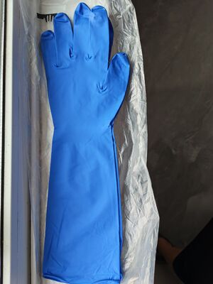 Poedervrije 400 mm wegwerp-nitrilhandschoenen met oliebestendigheid, perfect voor laboratoriumtests en voedselbereiding